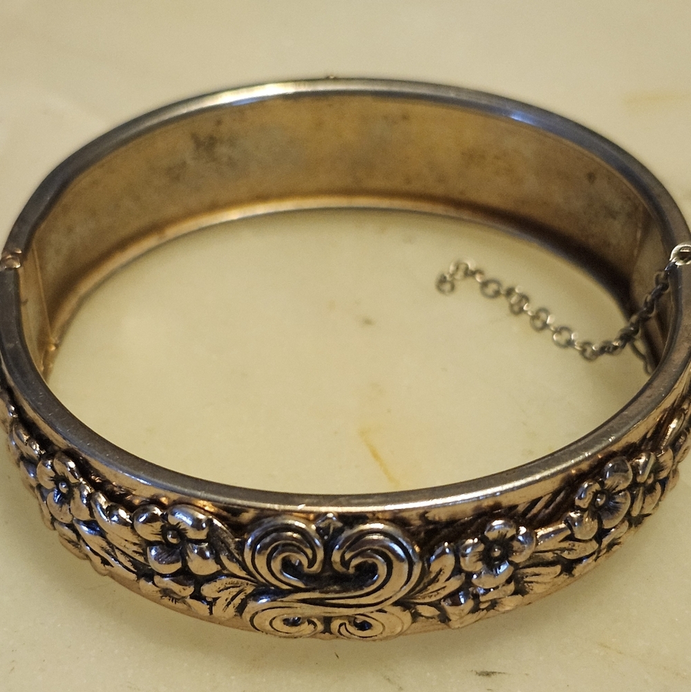 Silver Colored Floral Hinged Bangle Bracelet - image 1